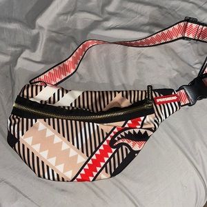 Sprayground “Sharks in Italy” crossbody